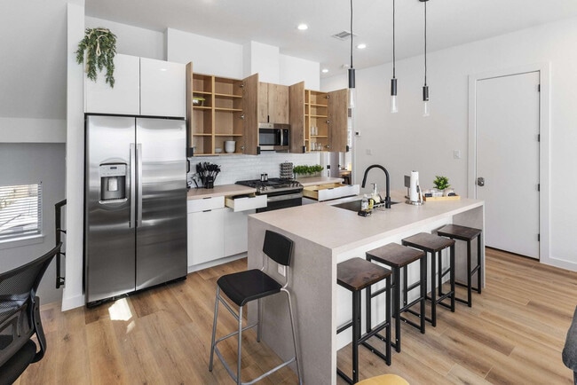 Photo - 6738 Peerless St Unit ID1257736P