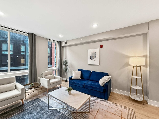 Building Photo - 626 N Delaware Ave Unit ID1055924P