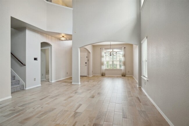 Photo - 5817 Fir Tree Ln