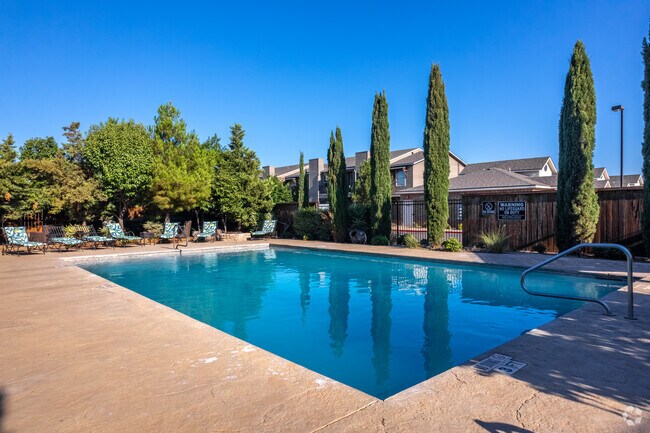 Building Photo - Brickstone Villas