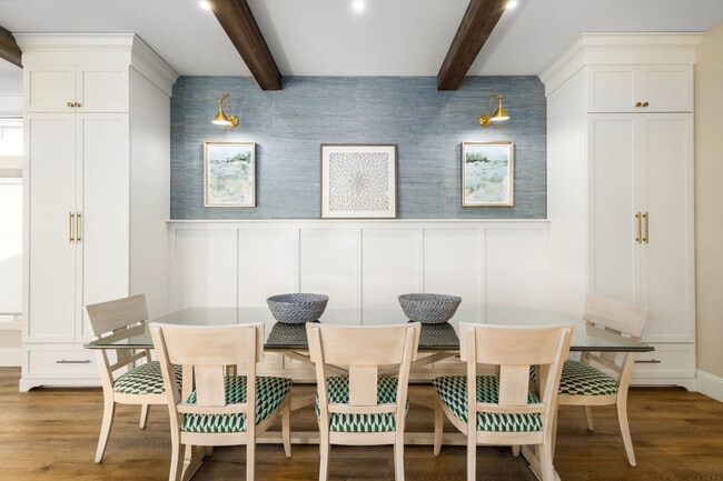 Photo - 1112 N St Peter St Unit ID1299324P