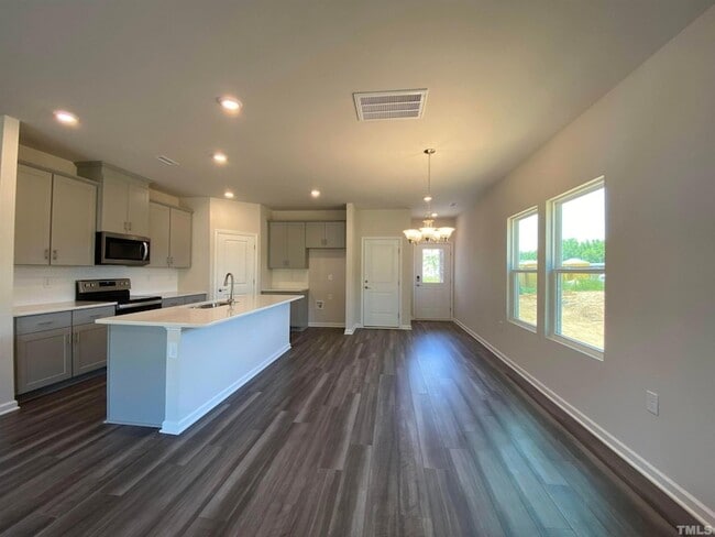 Photo - 908 Clearhaven Ln