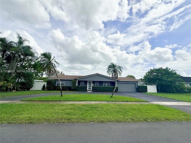 Building Photo - 5680 SW 7th St