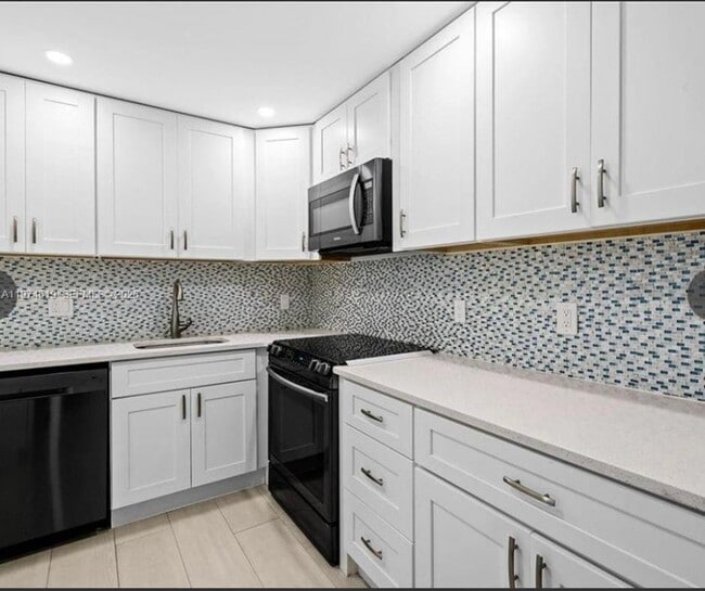 Photo - 1505 N Riverside Dr Unit 505