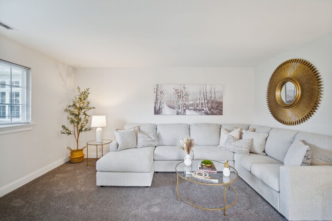 Photo - The Courtyards