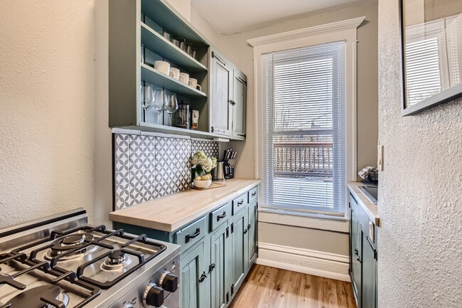 Photo - 1240 York St Unit ID1026269P