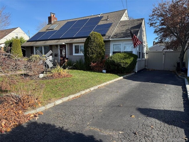 Building Photo - 8 William St