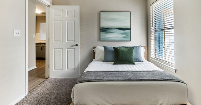 Photo - Creekside Apartment Homes