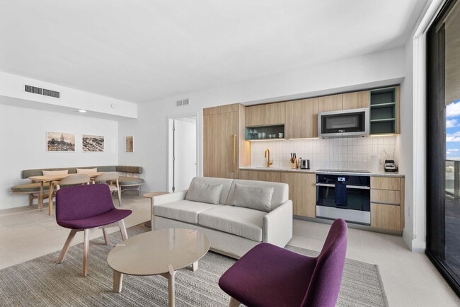 Photo - 159 NE 6th St Unit FL45-ID1032210P