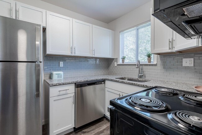 Photo - Penbrooke Meadows Apartment Homes