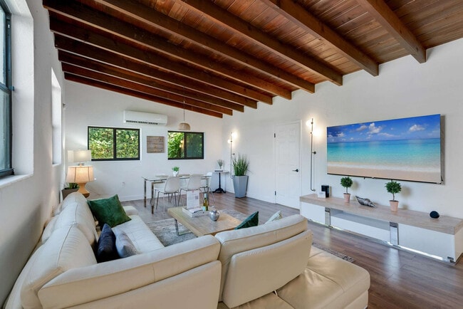 Photo - 11534 NE 13th Ave Unit ID1245241P