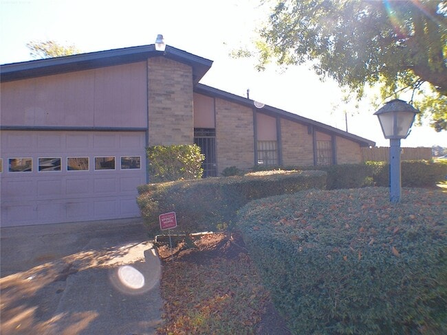 Photo - 15823 Ironside Hill Dr