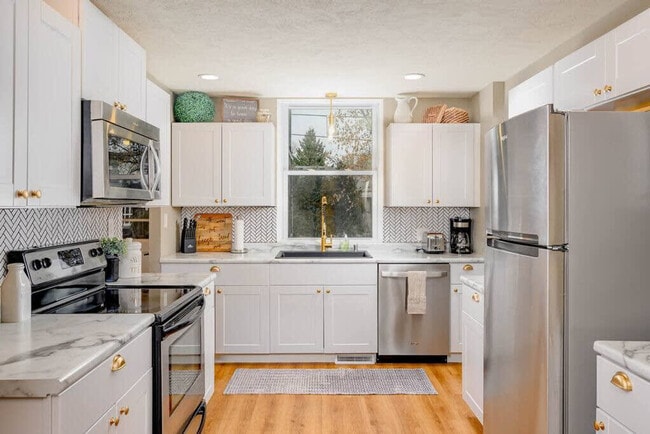 Photo - 1630 S Connell St Unit ID1061649P