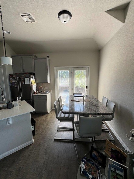 Photo - 7305 Conway Dr Unit 503