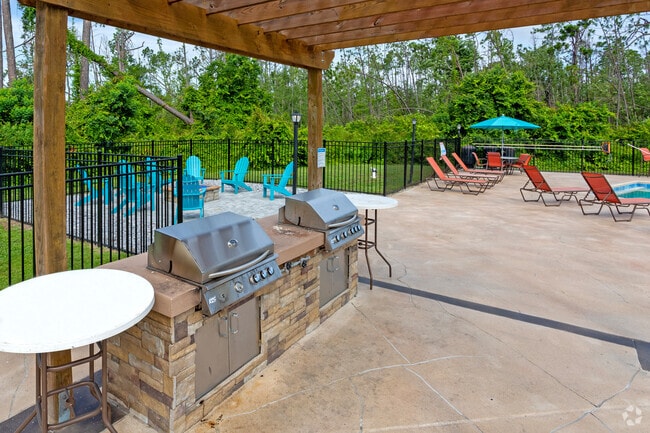 Bar-B-Q - The Lory of  Panama City