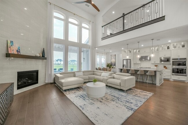 Building Photo - 2018 Grove Terrace Ln