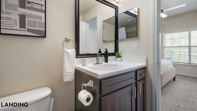 Photo - 3250 Hudson Crossing Unit 631