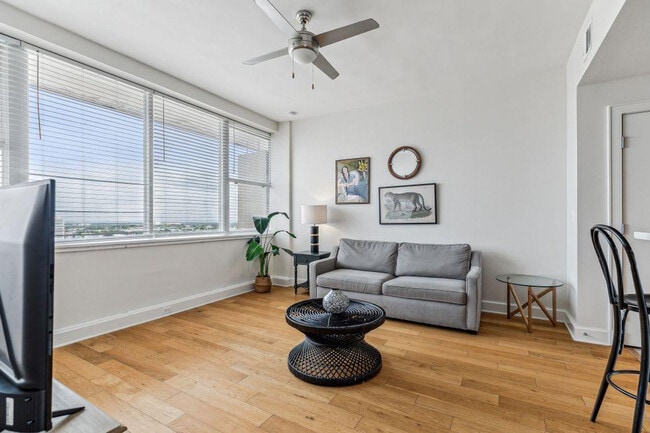 Photo - 925 Common St Unit ID1266879P