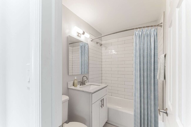 Photo - Mid Island Apartments