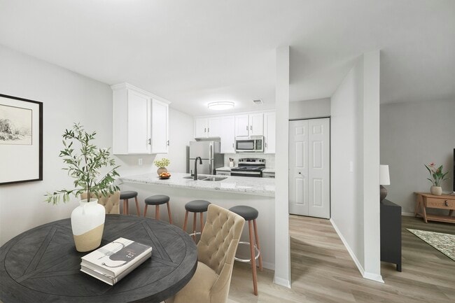 Photo - Eagle Rock Apartments at Columbia