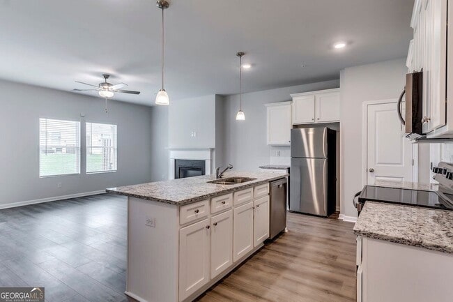 Photo - 11697 Mendenhall Ct