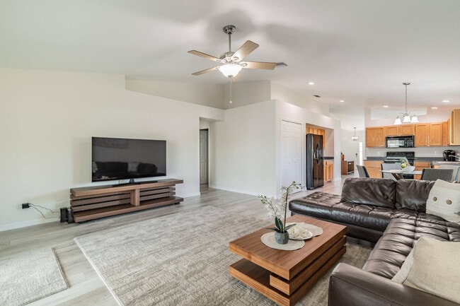 Photo - 4477 Sanibel Way Unit SI FL1-ID1590884P
