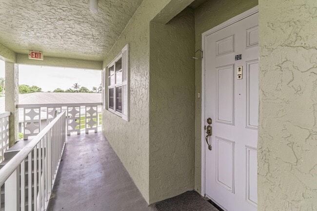 Photo - 2460 Juniper Dr Unit 201