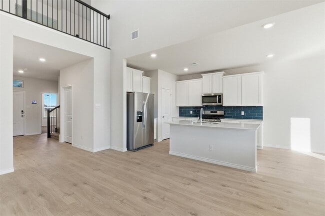 Photo - 115 Sophie Dr