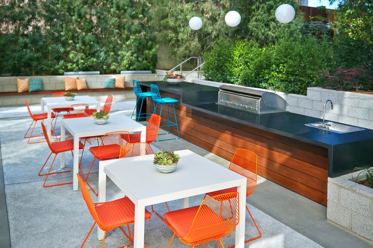 Floor Plan - 1 Bedroom / 1 Bathroom