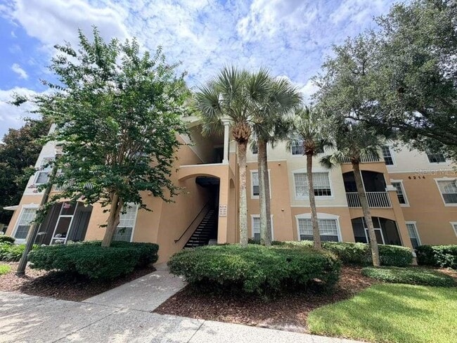 Building Photo - 6214 Stevenson Dr Unit 303