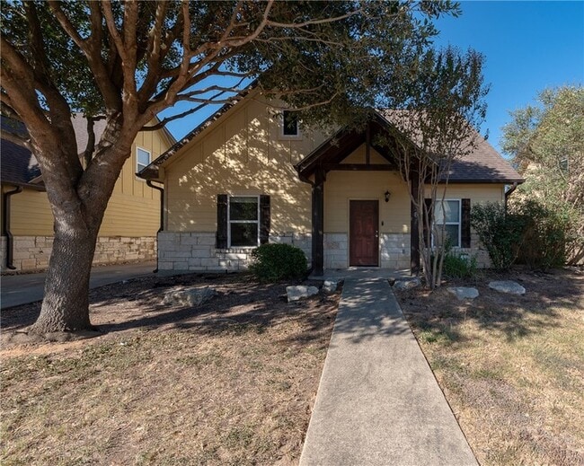 Building Photo - 3361 Keefer Loop