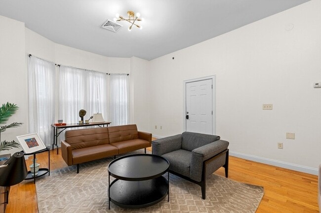 Photo - 50 Dudley St Unit 1