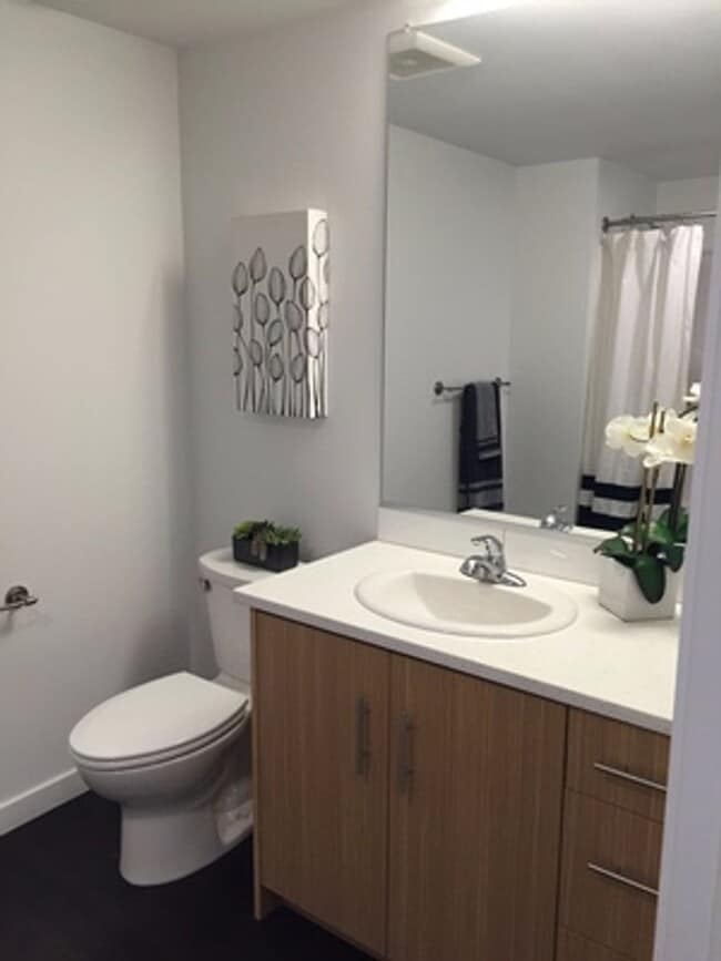 Photo - King Street Lofts