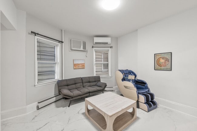 Photo - 16 E 32nd St Unit ID1053097P