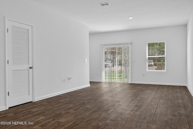 Photo - 9048 Alpine Aster Rd