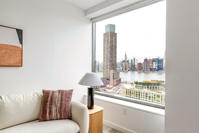 Photo - 77 Commercial St Unit FL4-ID2048