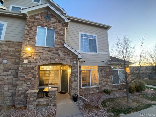 Building Photo - 474 Black Feather Loop Unit 408
