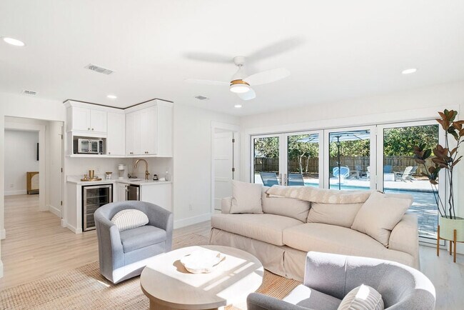 Photo - 383 Lakeview Dr Unit SI ID1462120P