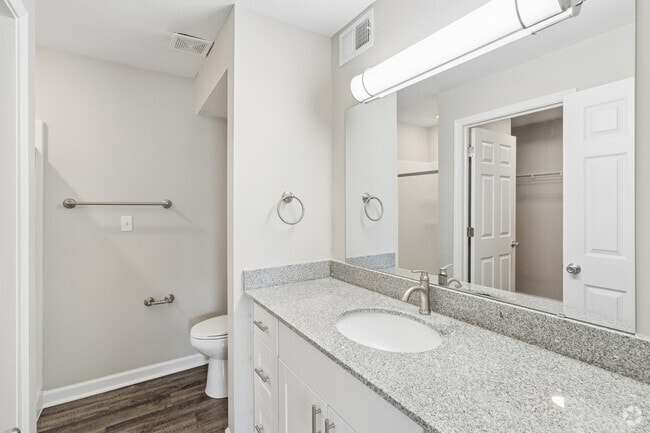 The Maple 2BR, 2BA - 1,075SF - Bathroom - Castleton Manor Apartments