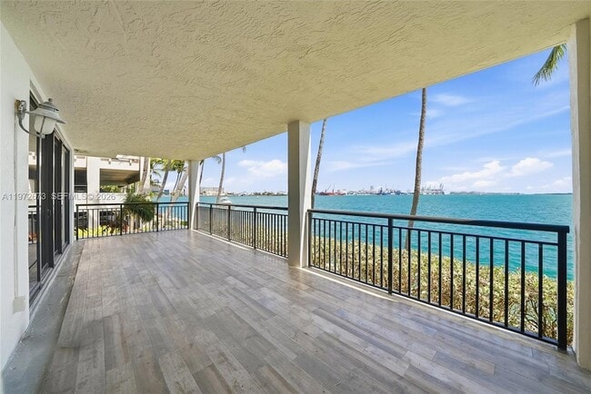 Photo - 540 Brickell Key Dr Unit 222