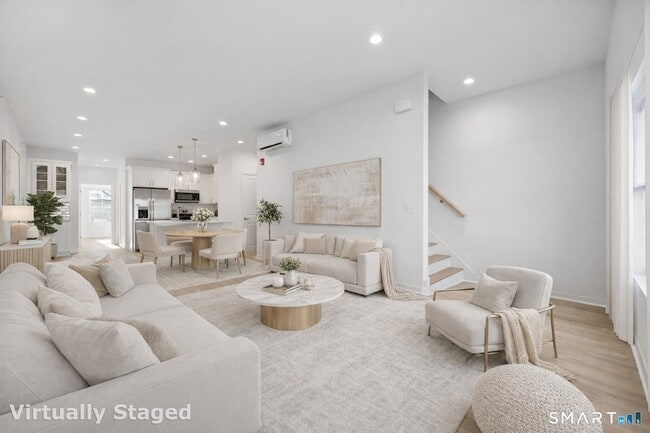 Photo - 27 Village Rd