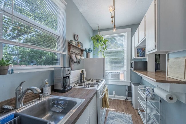 Photo - 5651 Ridge Ave Unit ID1384097P