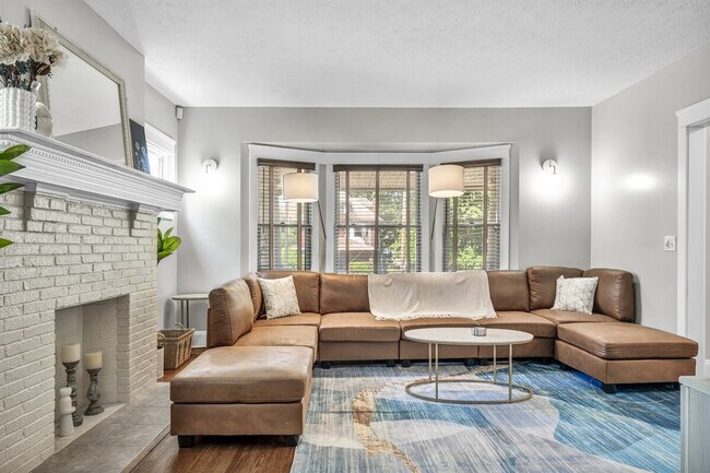 Photo - 1501 E 105th St Unit ID1290647P