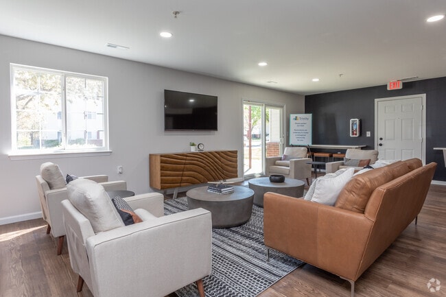 Building Photo - Purcellville Pointe Apartments