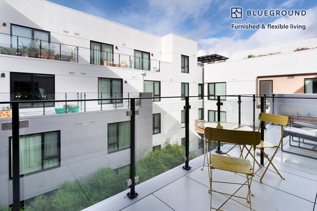 Photo - 1288 Howard St Unit FL5-ID2120