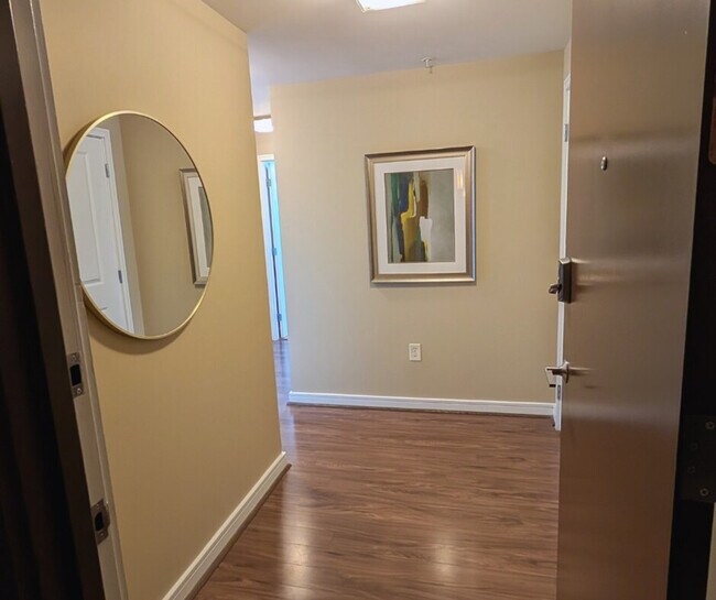 Photo - 1102 S Eads St Unit ID1272826P