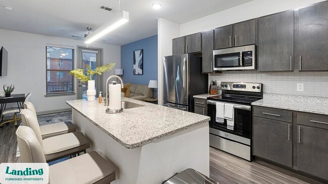 Photo - 2800 NE Green Oaks Blvd Unit 1206.1412335