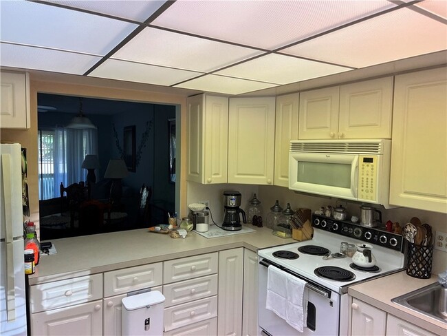 Photo - 600 Royal Palm Pl Unit 5A