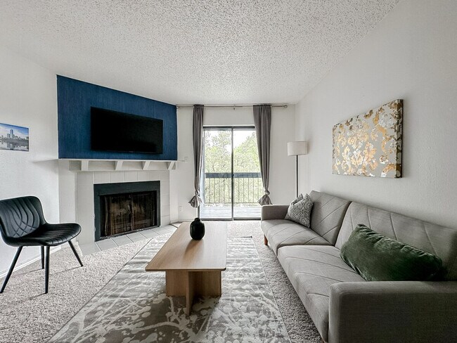 Photo - 1071 Clayton Ln Unit ID1256103P