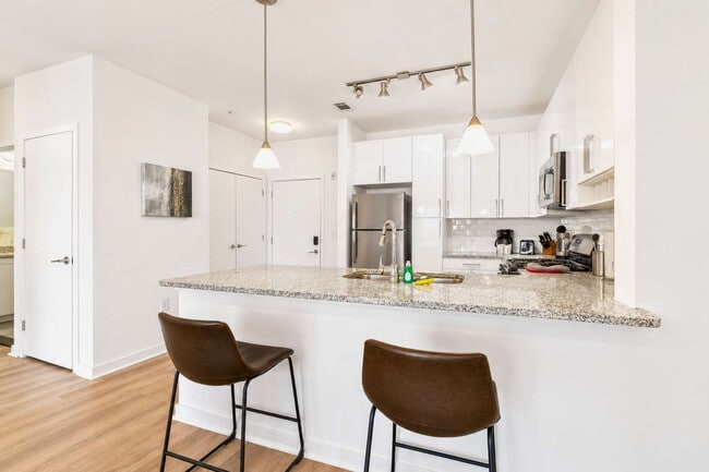 Photo - 75 Tresser Blvd Unit SI FL2-ID1282211P